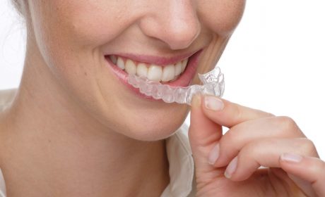 How To Get Straight Teeth: Braces vs. Invisible Braces