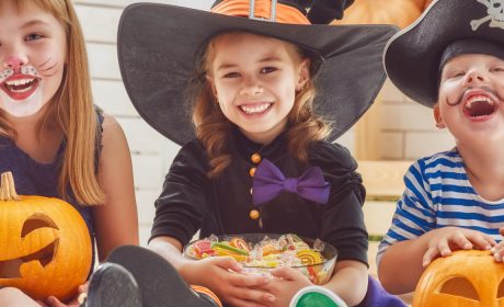 Why Do My Teeth Hurt When I Eat Sweets?
