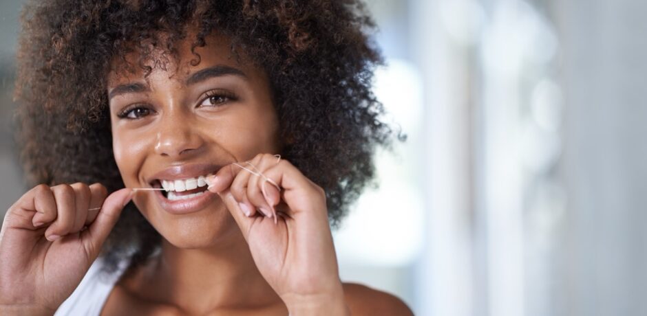 Should Flossing Teeth or Brushing Teeth Come First?